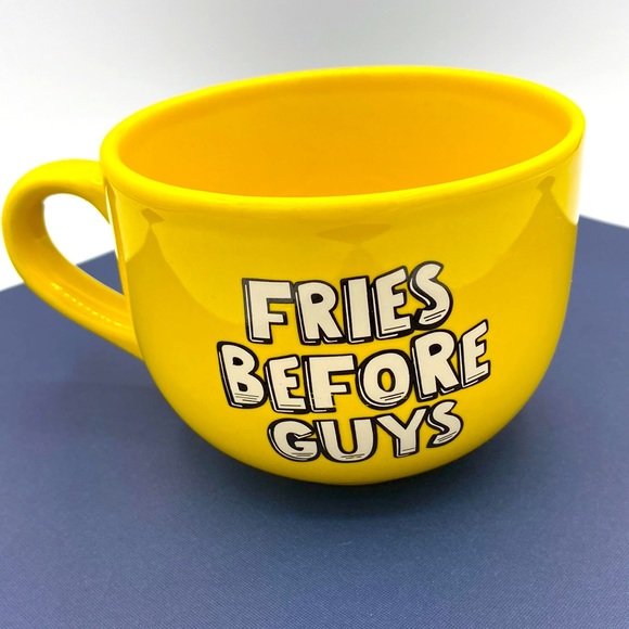 Bright Yellow Novelty Oversized Mug“Fries Before Guys.” - Picture 3 of 6
